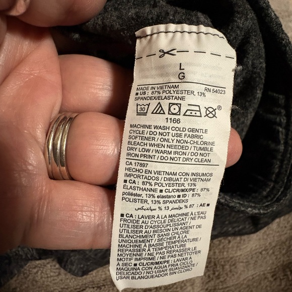 2 Old Navy Active High-Waisted CozeCore Jogger Leggings - Picture 6 of 9